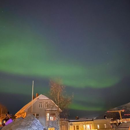 Historical Villa In The City Center Tromsø Exterior foto